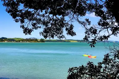 Image de Chic, private, stunning views of the Bay of Islands