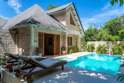 Image de private pool cottage diani beach