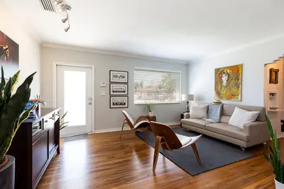 Image de Renovated Art Deco Style Casita Near Coral Gables