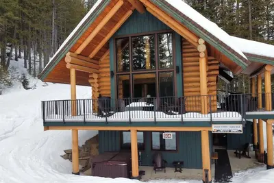Image de Snow Creek Cabin | Right on the Slopes | Hot Tub