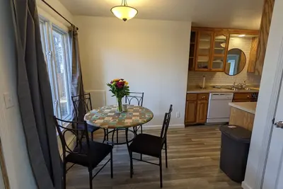 Image de The Moorhead Place. Dog friendly, warm home near colleges and medical centers