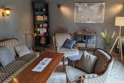 Image de Ferienhaus mit Eigenem Garten, Großer Terrasse und Gartenhaus mit Veranda