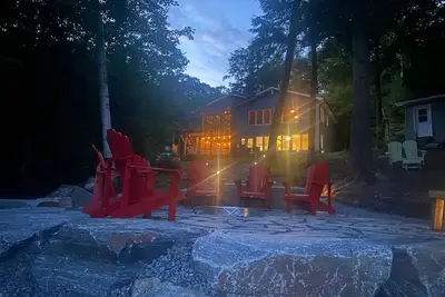 Image de Private Lakefront Cottage on Deer Lake