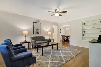 Image de Elegance Prime 2br  Pet Ok