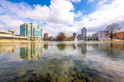 Image de Nature Escape! Stylish Unit Near Parks/Attractions