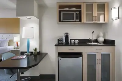 Image de Adventure Awaits! 2 Modern Units, Close to Saint Augustine by-the-Sea, Parking!