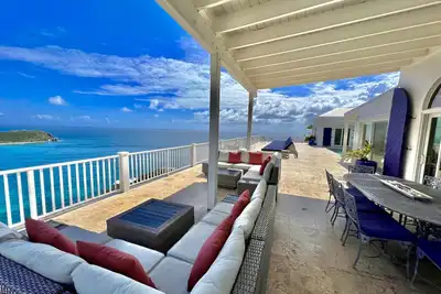 Image de Endless Ocean Views Over Beautiful Reefs to the Horizon Beyond Luxury & Privacy