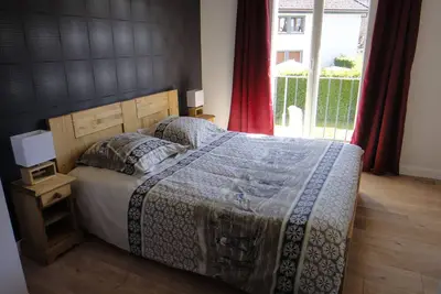 Image de Appart 3* de 63m2, 2ch, Garage, 100m du lac, Wifi