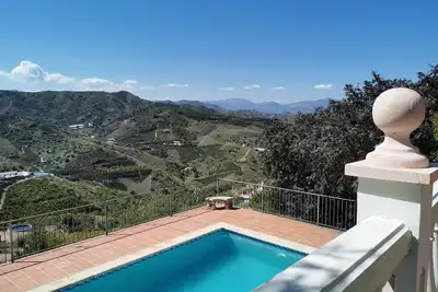 Image de Nice country house with pool, stunning views and walking distance to the village