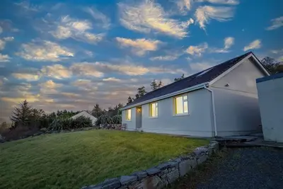 Image de Great house near Tully cross village. Beautiful Sea views