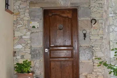 Image de Villa avec piscine au cœur de la garrigue nîmoise pour 8 personnes.