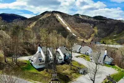 Image de SunBear-Ski on Ski off, Pool, HotTub, Game Room!