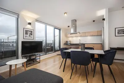 Image de Unique Penthouse apt in 101 w/sea and city view