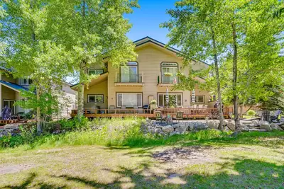 Image de Golf Getaway Near Town W/ Private Hot Tub, Gas Grill, Free WiFi & More