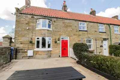 Image de The Lodge, pet friendly, character holiday cottage in Whitby