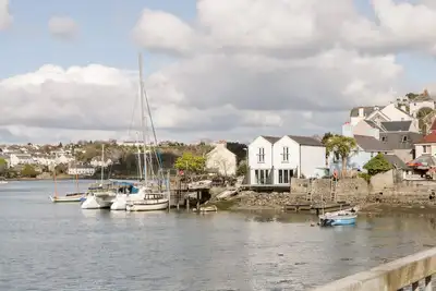 Image de 2 Beach Cottage, pet friendly, character holiday cottage in Hooe