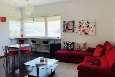 Image de Look Giovane per una Casa Vista Lago