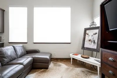Image de Outwest Hideaway - One Bedroom Apartment in Bozeman's Valley West Subdivision