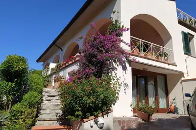 Image de Trilocale in Villa Nella Splendida Baia di Quercianella