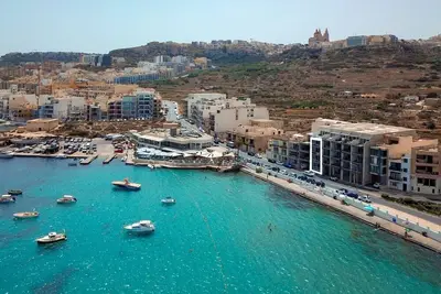 Image de Modern Beach Apartment with Fantastic Sea Views