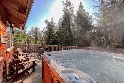 Image de Cox Bay I Barrel Sauna I Hot Tub I Wood Fire pit