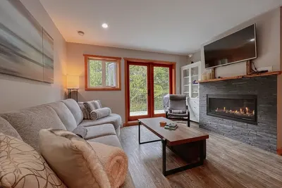 Image de Cox Bay I Beach Access I Hot Tub I Fireplace I Pet