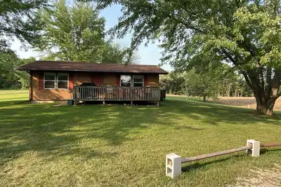 Image de Hide Away Retreat - Rathbun Lake Is 300+/- Yards Away. . . Fish, Hunt, Relax. . . .