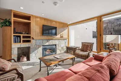 Image de Vb | 2 Br Condo in Lionshead - Pool, Near Lifts