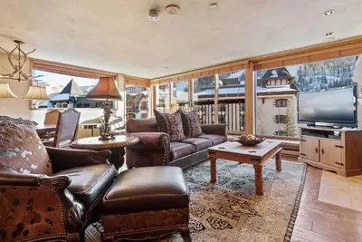 Image de Vb | Spacious 2 Br Condo in Lionshead - Near Lifts