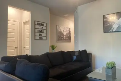 Image de Newly Built 3 Bd 2 Ba townhome