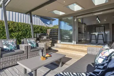 Image de Stunner on Stanley - Wharewaka Holiday Home