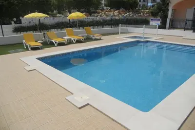 Image de Apartamento Novo na Praia Olhos Agua em Condominio Privado com Piscina