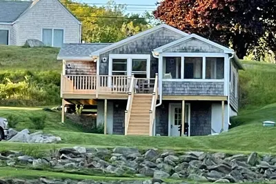Image de Privately owned water view cottage with fabulous views of Penobscot Bay!