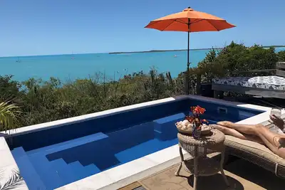 Image de Baywatch House -Beautiful Private 3 Bedroom House on a Private 4 Acre Estate