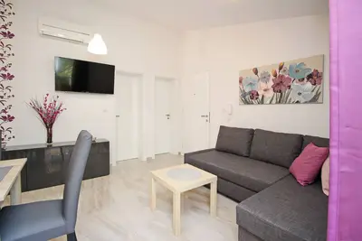 Appartement de trois chambres avec le balcon Baska, Krk (A-18793-g)