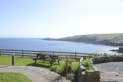 Image de Treloen Apartment 3 - Clifftop Apartments in Mevagissey with 'Wow' seaviews