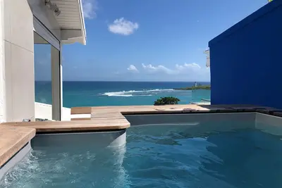 Image de Deep Blue Vue mer et  piscine privée