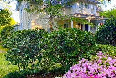 Image de Cypress Cottage - Old Town Charm - 6 Br - 5. 5 Baths - Sleeps 10+