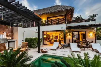 Image de Spectacular corner villa at PortaFortuna, Punta Mita - golf cart, pool & hot tub