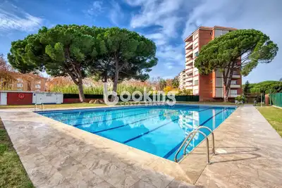 Image de Appartement Pour 4 Personnes Avec Piscine Et Terrasse PRÈS De La Plage
