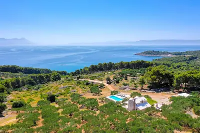 Image de Unique villa with salted swimming pool, amazing sea view