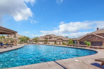 Image de Pointe of View 1889, Golf Course View, Spacious yard, and Sand Hollow Reservoir
