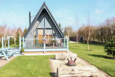 Image de Silver Birch Lodge, romantic, with hot tub in Misterton