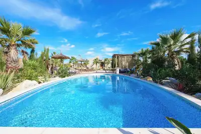Image de Finca \"Melongos\" avec vue sur les montagnes, piscine, Wi-Fi, terrasses et jardin