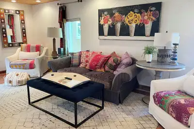 Image de Historic Home with Valley Views