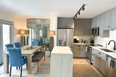 Image de Lionshead Village Vantage Point 2bdr 2bath Condo Steps from Gondola-sleeps 6