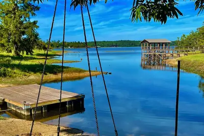 Image de Sha Couyon - 2 acre Lake Front Retreat on Toledo Bend