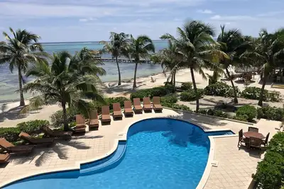 Image de Absolute Beachfront - Gold Standard Approved Unit 8