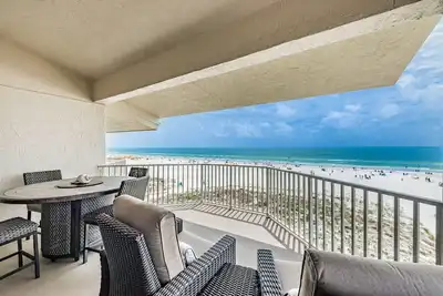 Image de Clearwater Vista - 3 Bedrooms, 4 balconies. Oceanfront with panoramic views.
