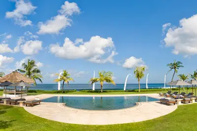 Image de 5-Star Beachfront Villa, Bali Villa 1014